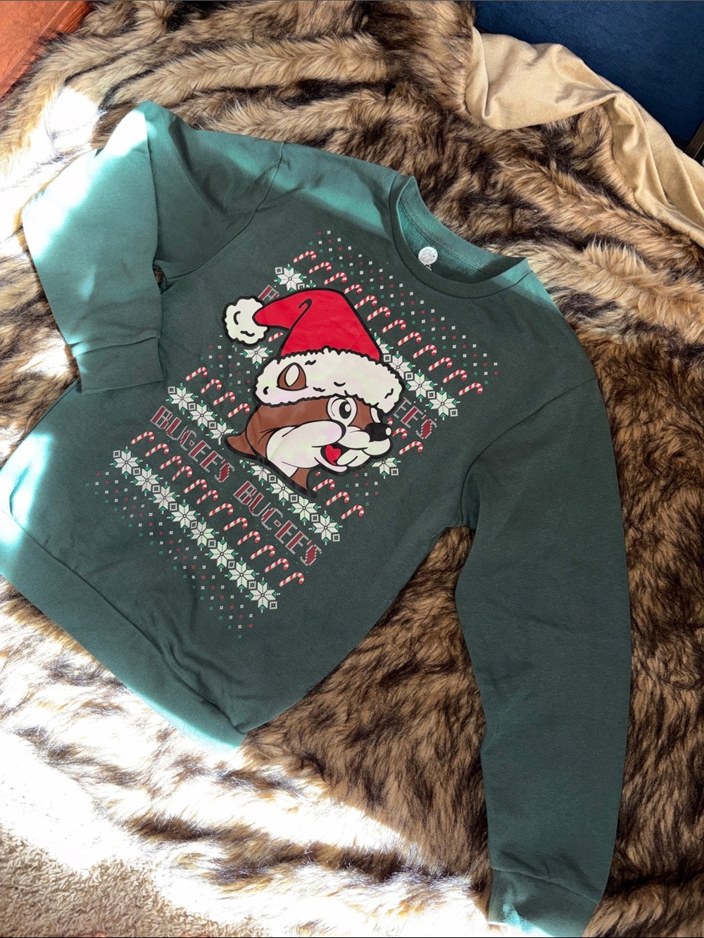 Buc-ee's Christmas Sweatshirt Buc-ee Beaver Santa Green Pullover Size Small
